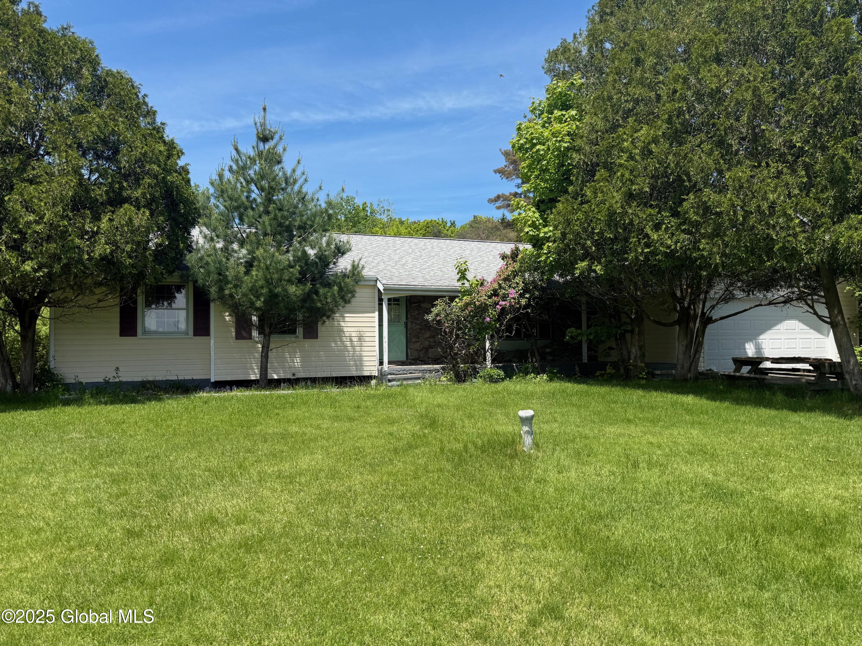 9 Charl Lane, Troy, New York image 1