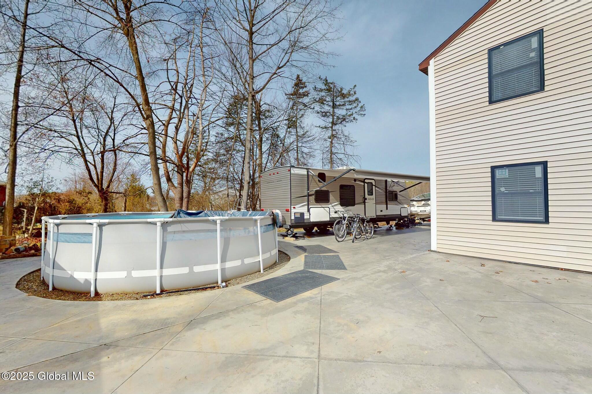 6 Birch Glen Drive, Halfmoon, New York image 43
