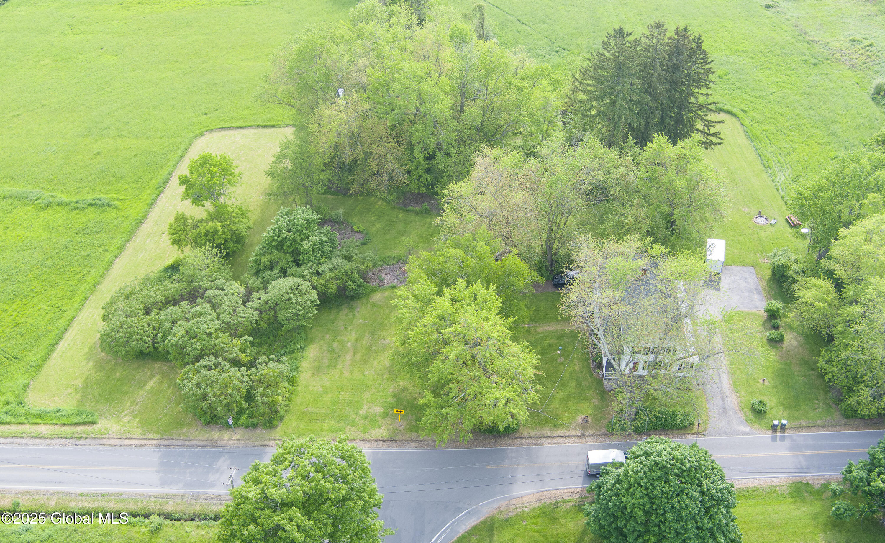 202 Steadwell Road, Amsterdam, New York image 42