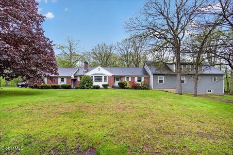 Photo of 6 Sage Hill Lane, Menands, NY 12204 (MLS # 202618260)