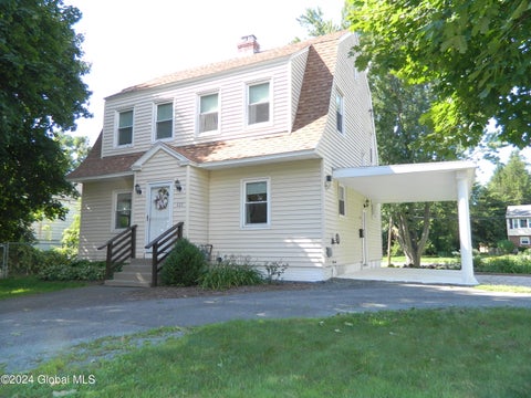 Photo for 225 Hudson Ave E
