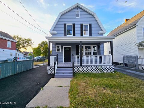 Photo of 6 Elbert Street, Schenectady, NY 12304 (MLS # 202526550)