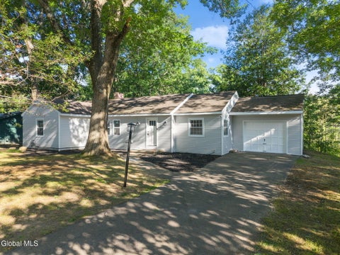 Photo of 8 Woodland Drive, Johnstown, NY 12095 (MLS # 202622584)