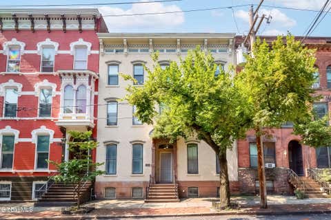 Condo For Sale - 148 Lancaster Street #APT 6<br/> Albany, NY 12210