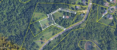 Photo of 124 Solarview Lane, Guilderland, NY 12159 (MLS # 202614486)
