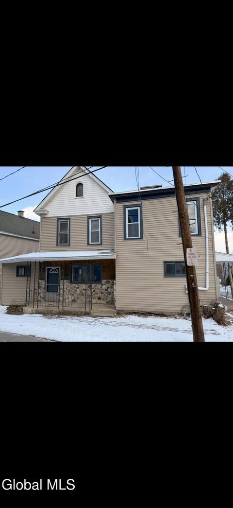 Photo of 54 Arch Street #Up, Amsterdam, NY 12010 (MLS # 202611267)