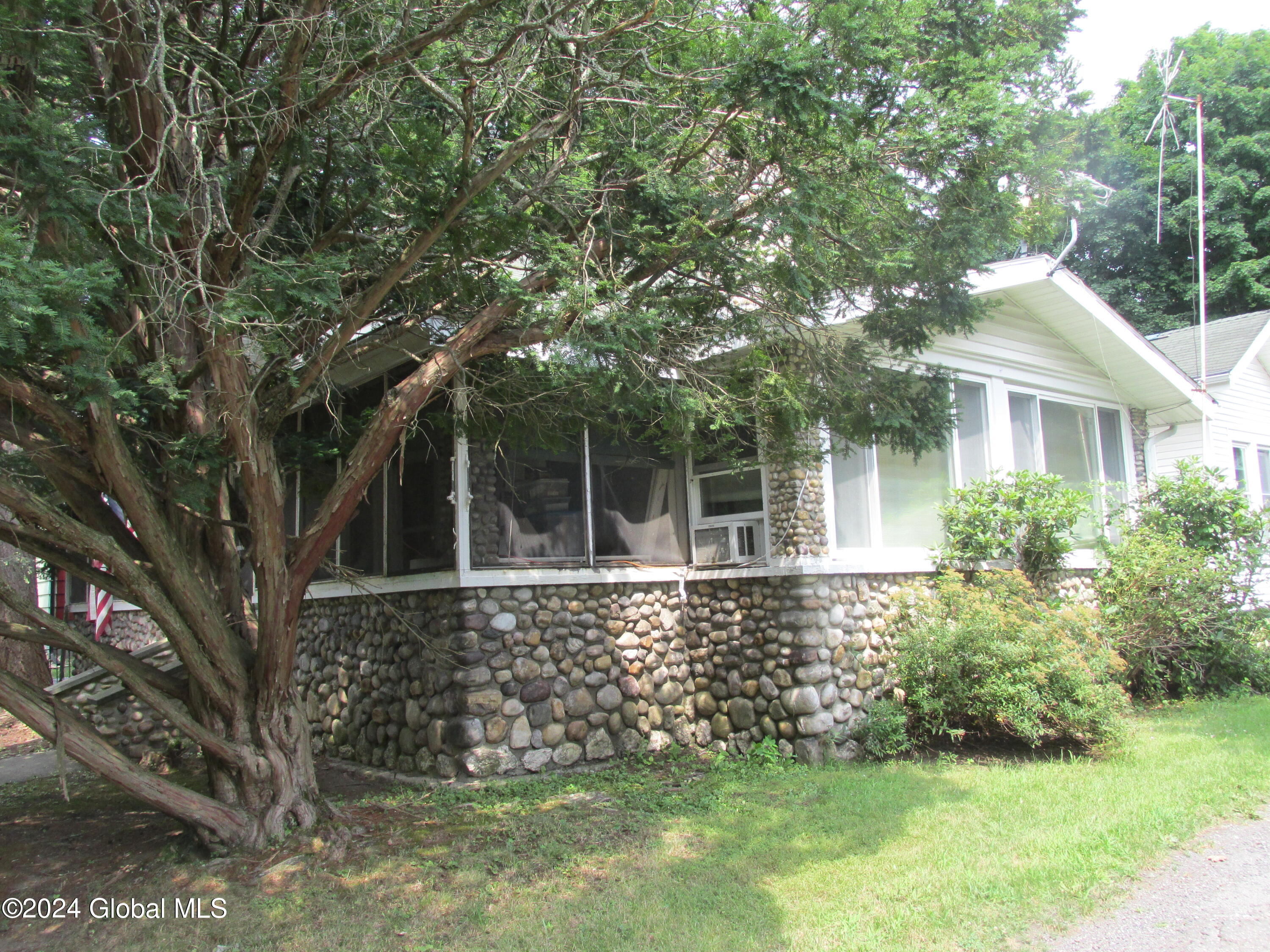 55 Payn Avenue, Chatham, New York image 7