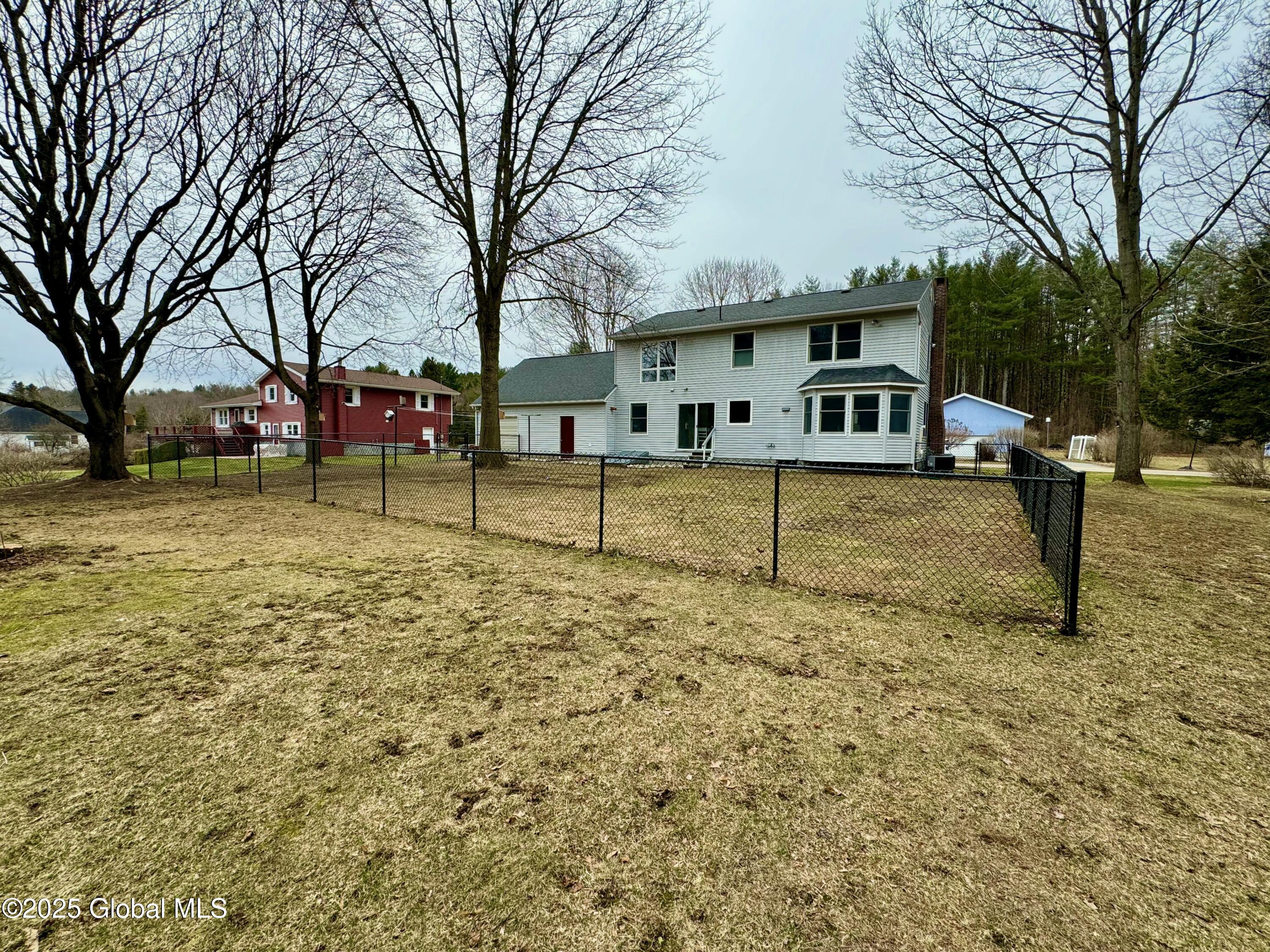 124 Woodlawn Drive, Gloversville, New York image 48