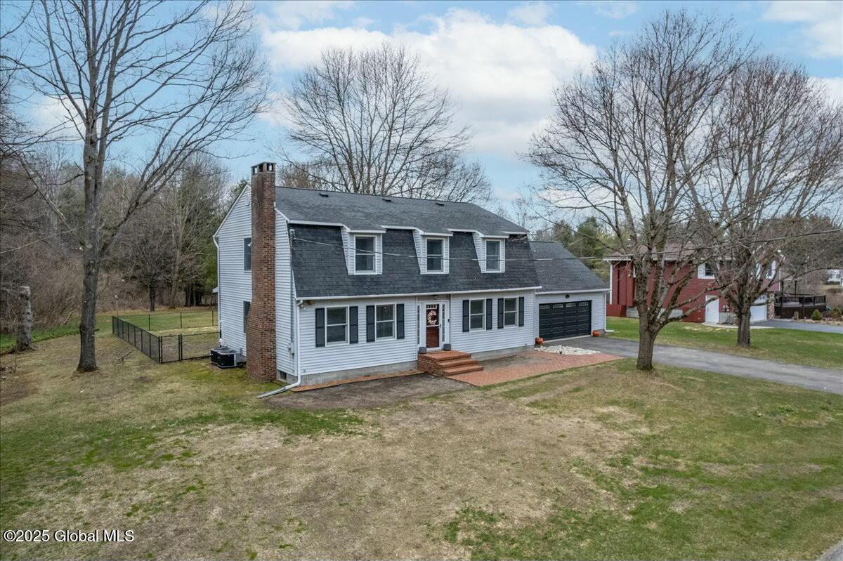 124 Woodlawn Drive, Gloversville, New York image 6