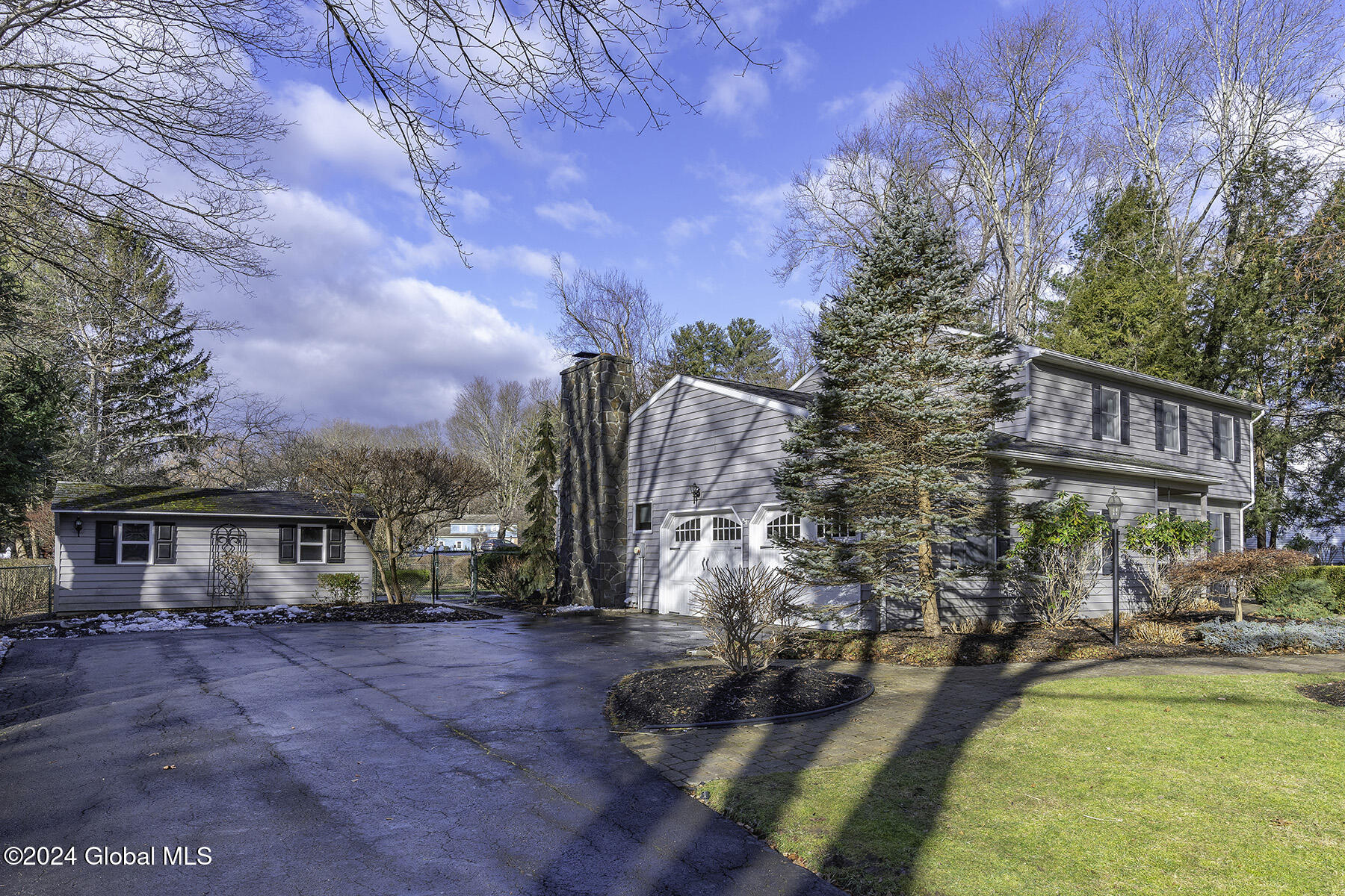 32 Campus Club Drive, Guilderland, New York image 4