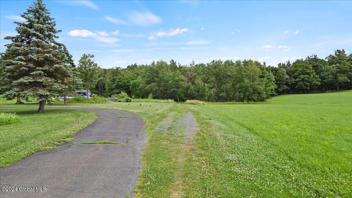 L4.4 Kreiger Lane N Of, Troy, New York image 11