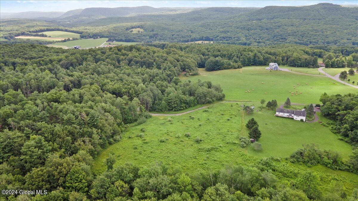 L4.4 Kreiger Lane N Of, Troy, New York image 1