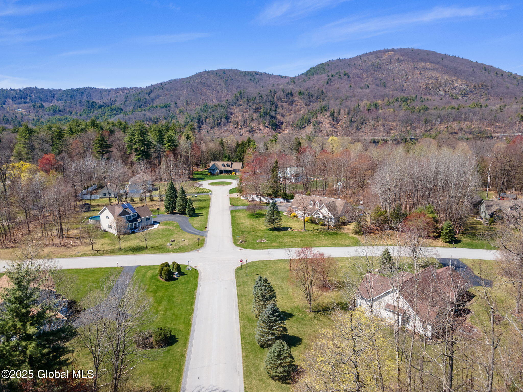 4 River Crest Road, Gansevoort, New York image 4
