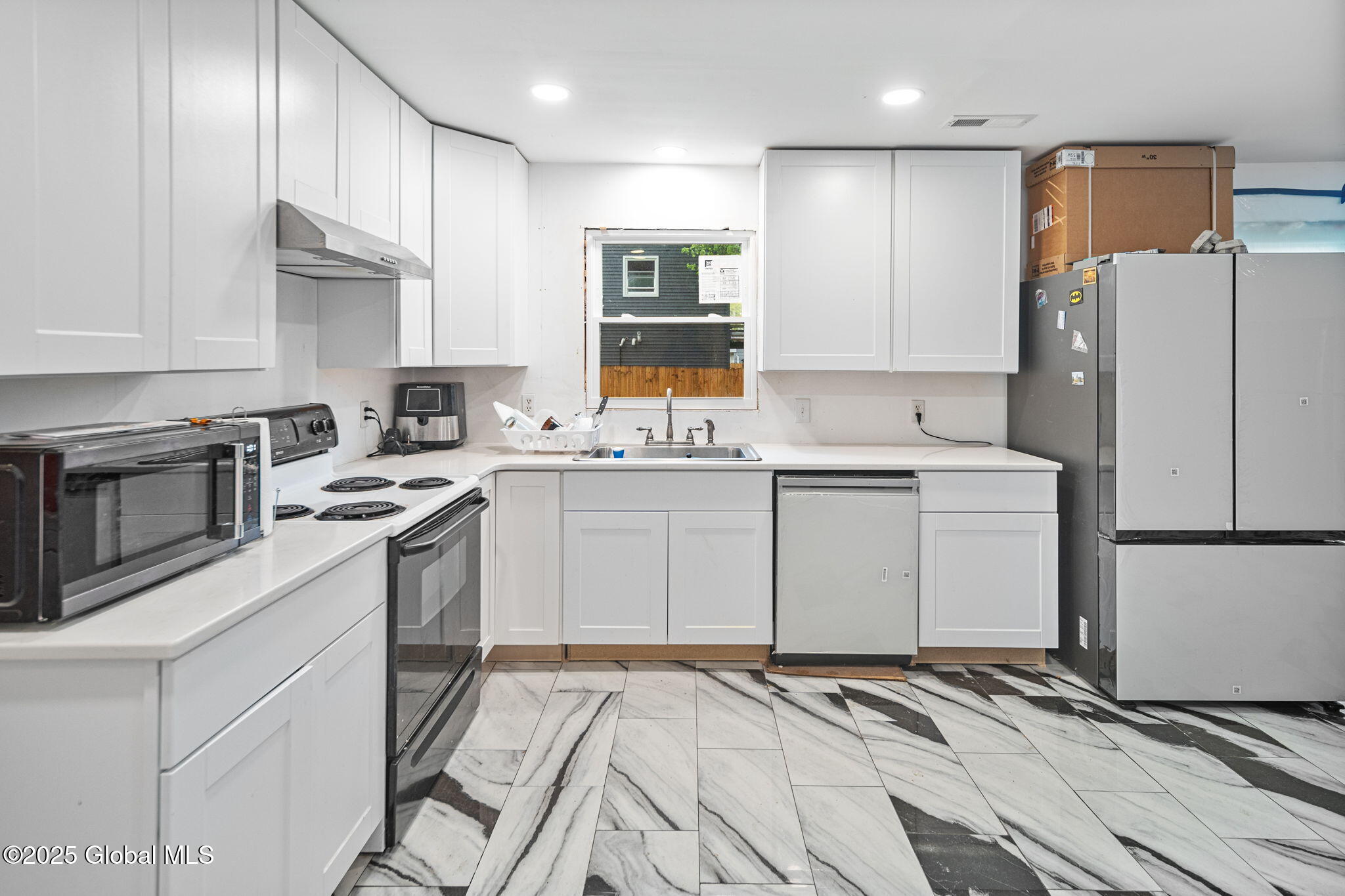 75 Starr Avenue, Schenectady, New York image 6