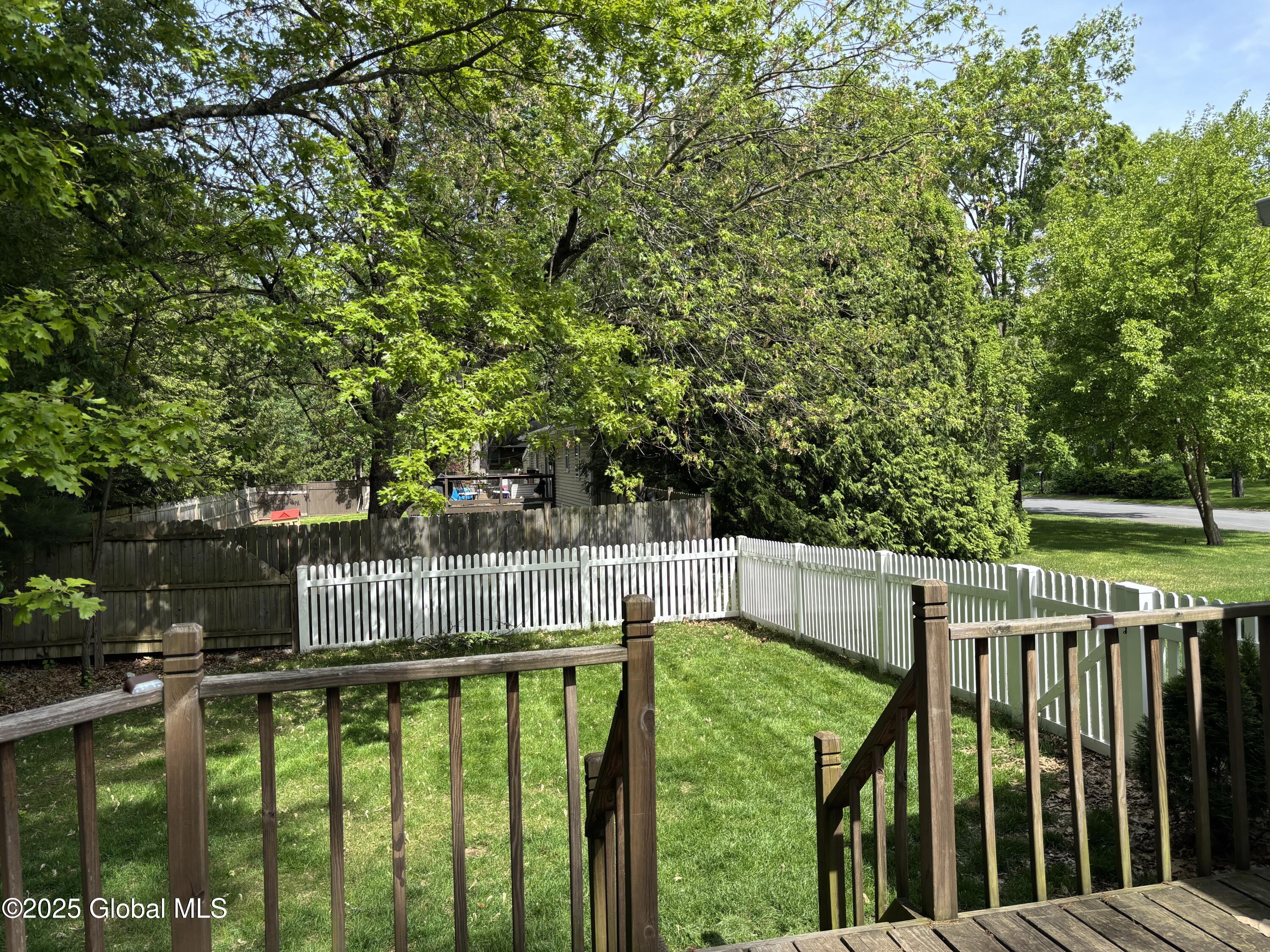 21 St Charles Place, Saratoga Springs, New York image 41