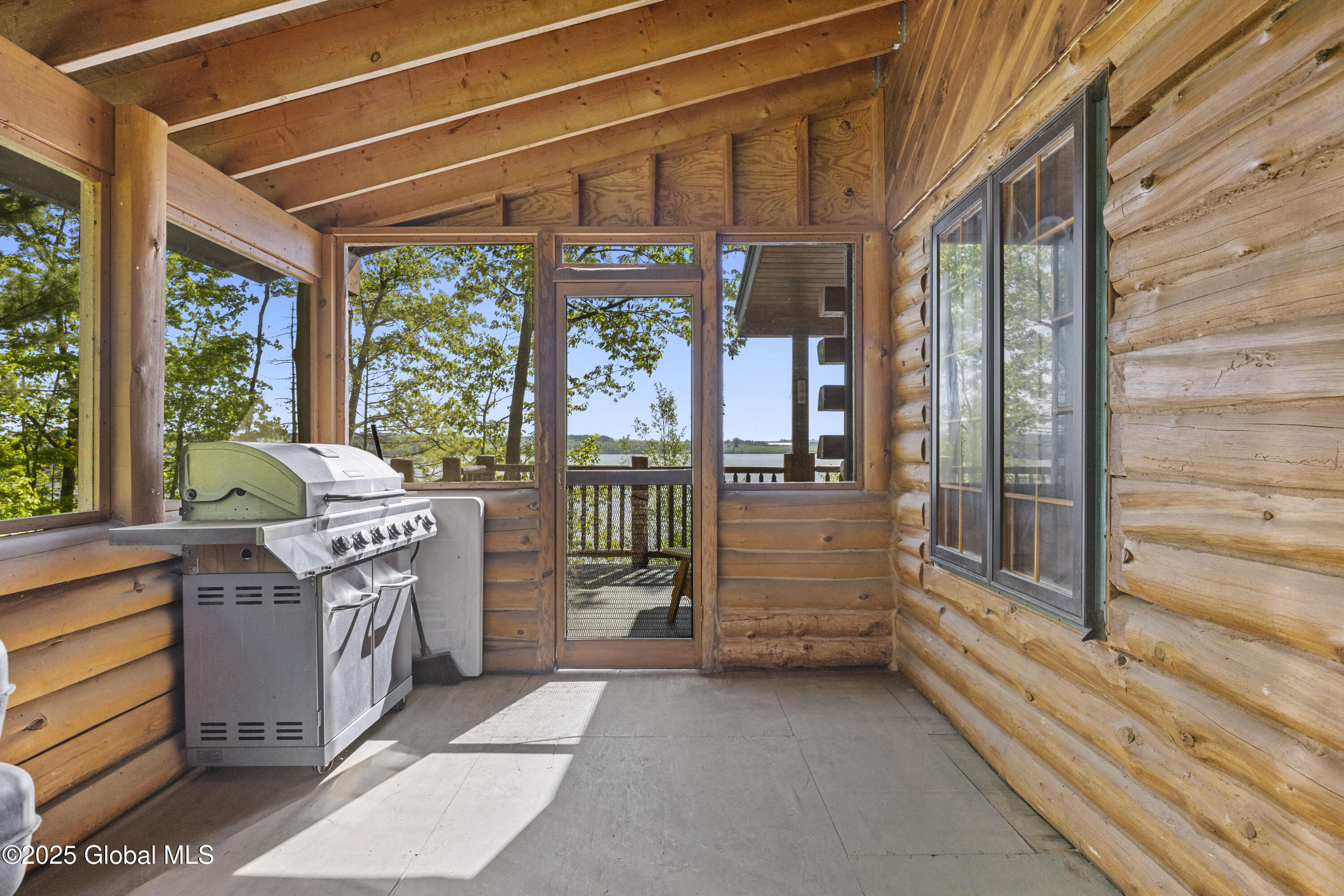 89 Captains Cove Cv, Crown Point, New York image 29