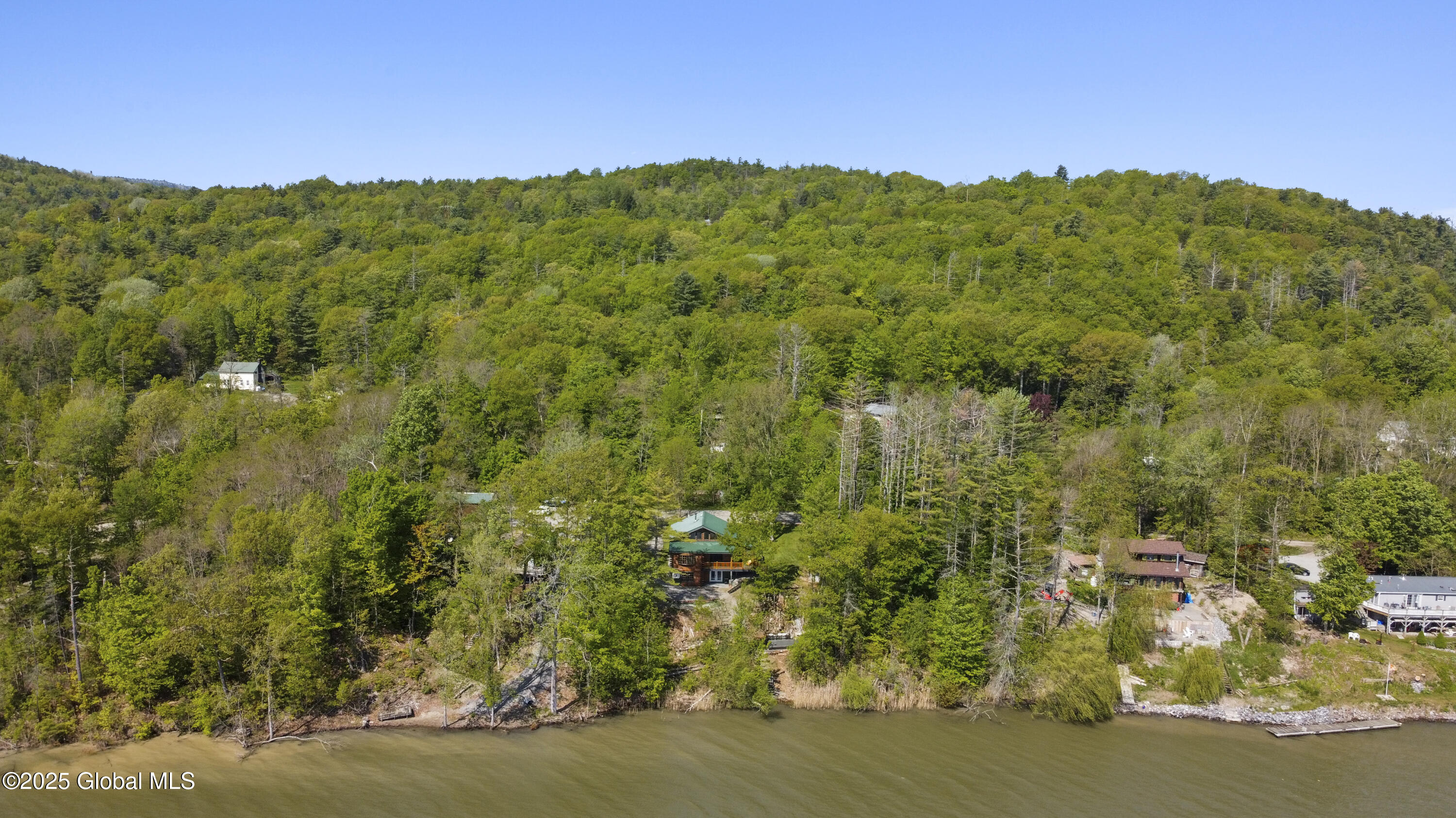 89 Captains Cove Cv, Crown Point, New York image 6