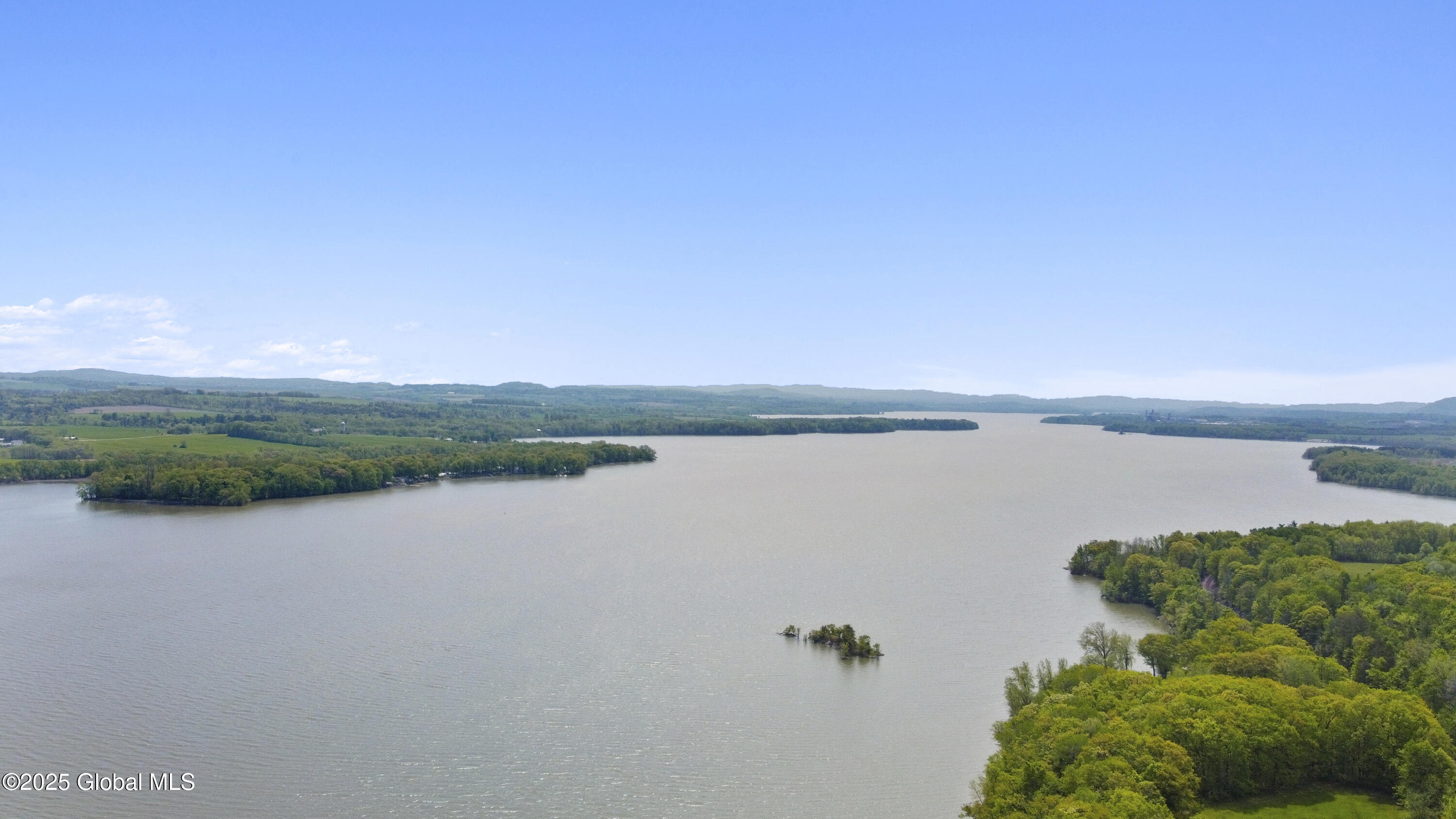 89 Captains Cove Cv, Crown Point, New York image 41