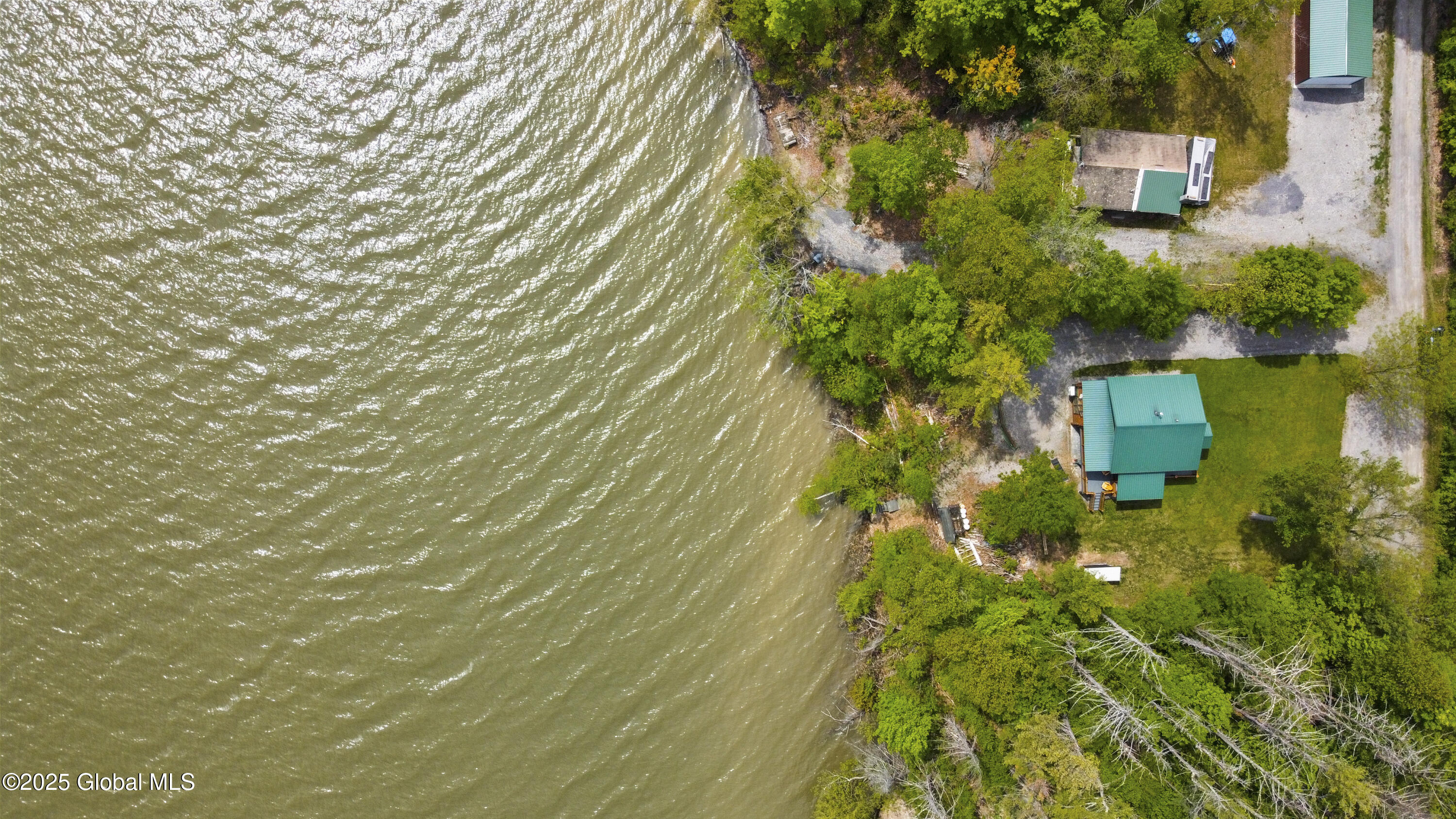 89 Captains Cove Cv, Crown Point, New York image 38