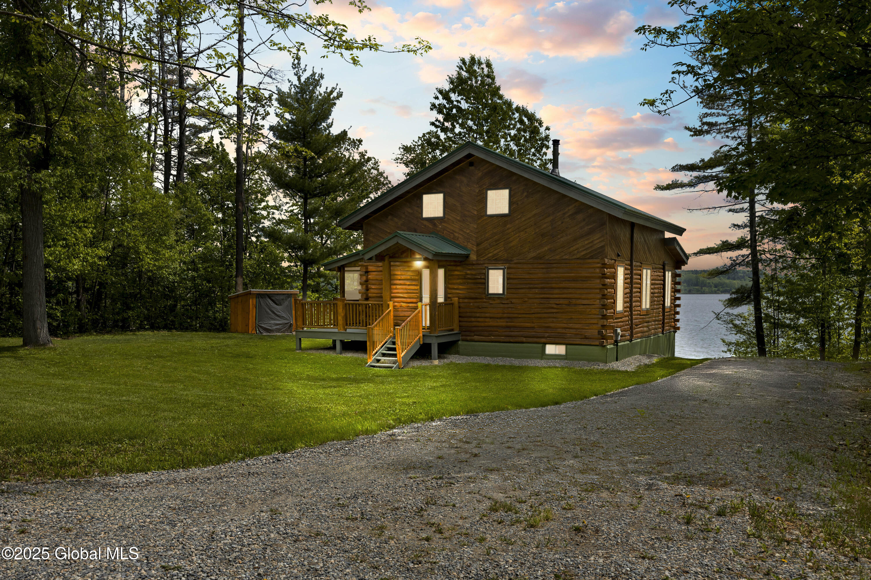 89 Captains Cove Cv, Crown Point, New York image 42
