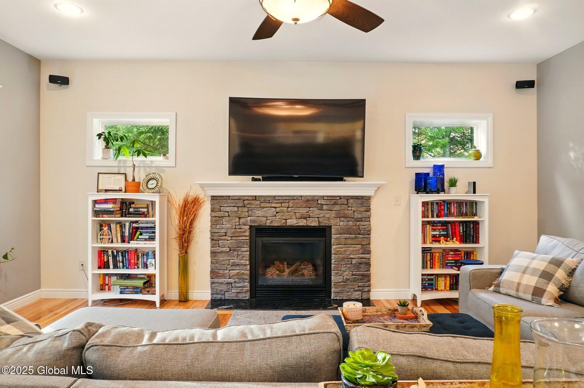 2 Nancys Way, Gansevoort, New York image 23