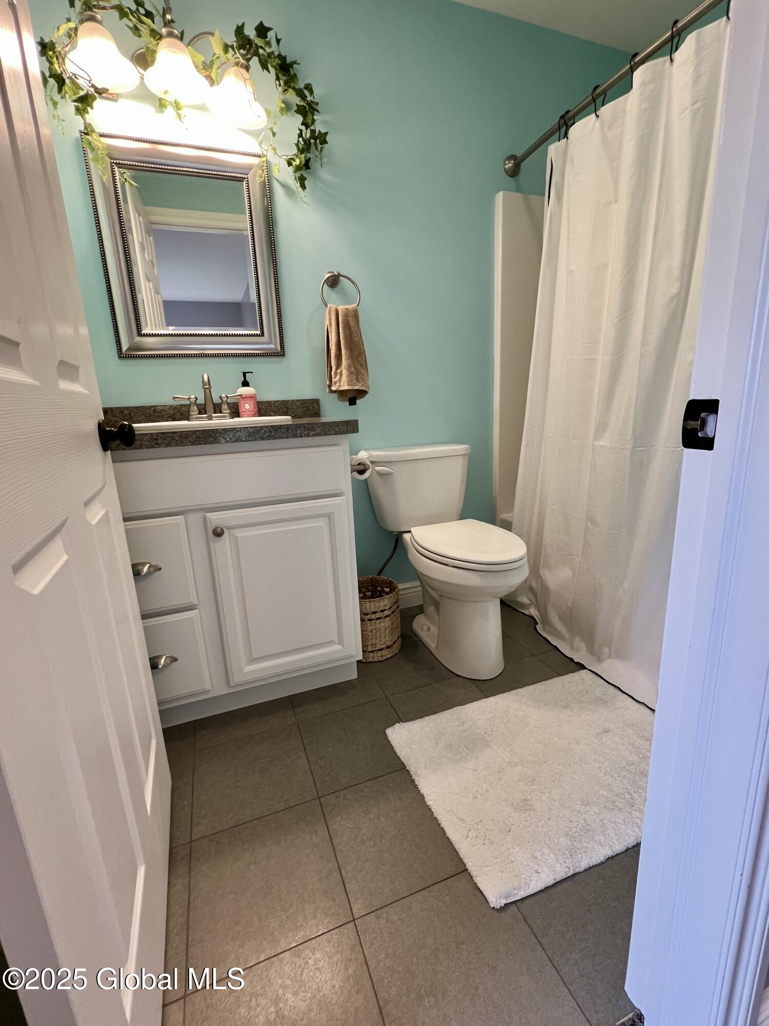 2 Nancys Way, Gansevoort, New York image 38