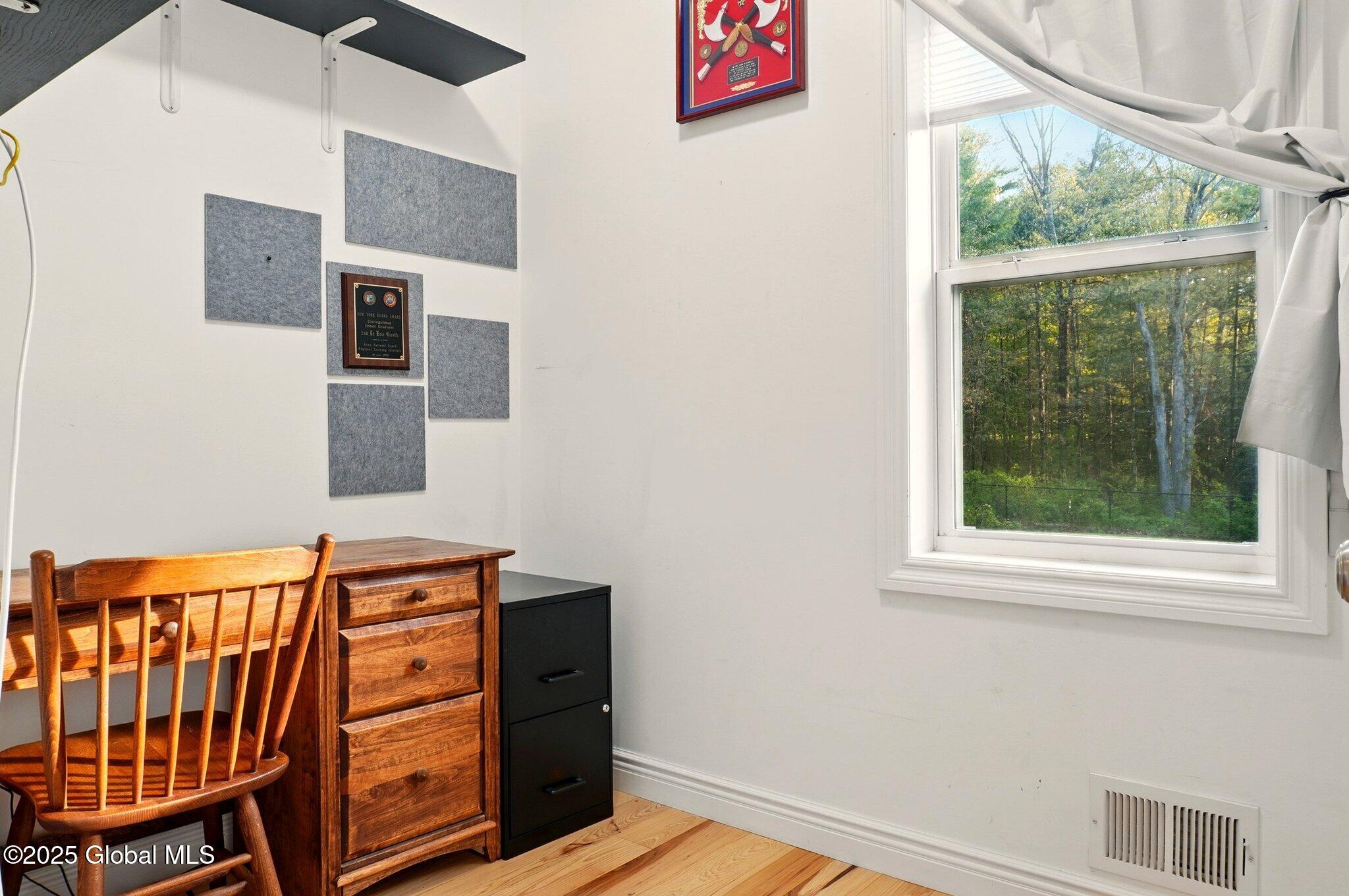 2 Nancys Way, Gansevoort, New York image 26