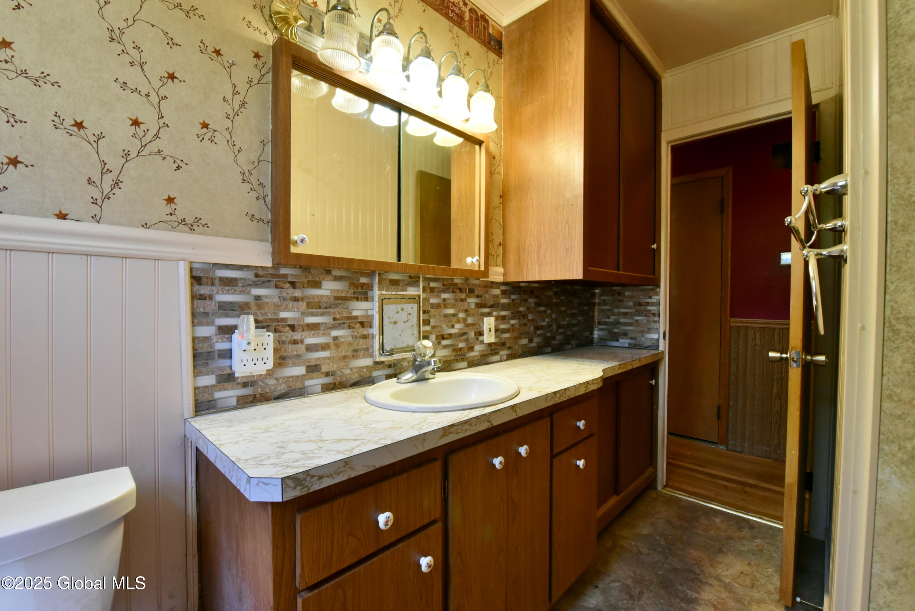 168 Birch Lane, Glenville, New York image 22