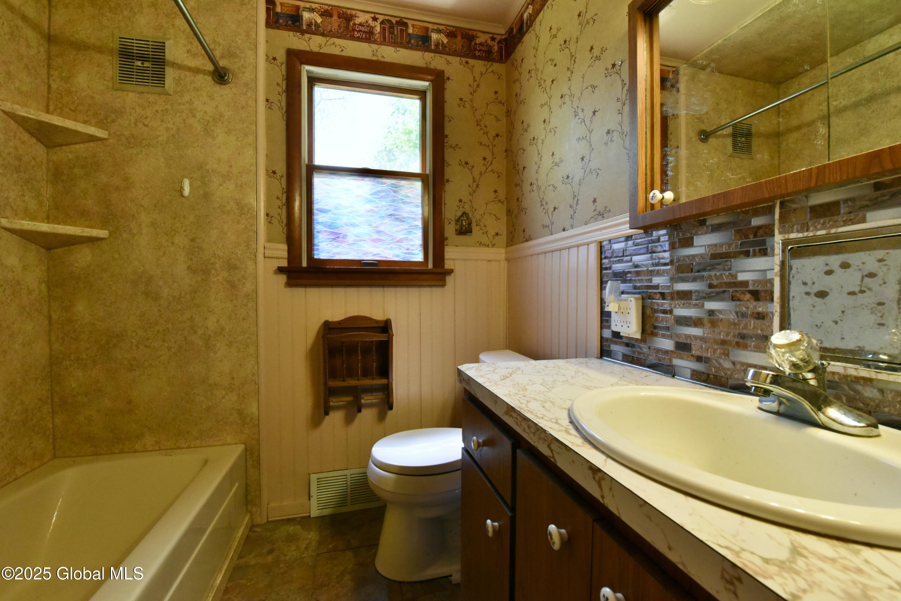 168 Birch Lane, Glenville, New York image 20