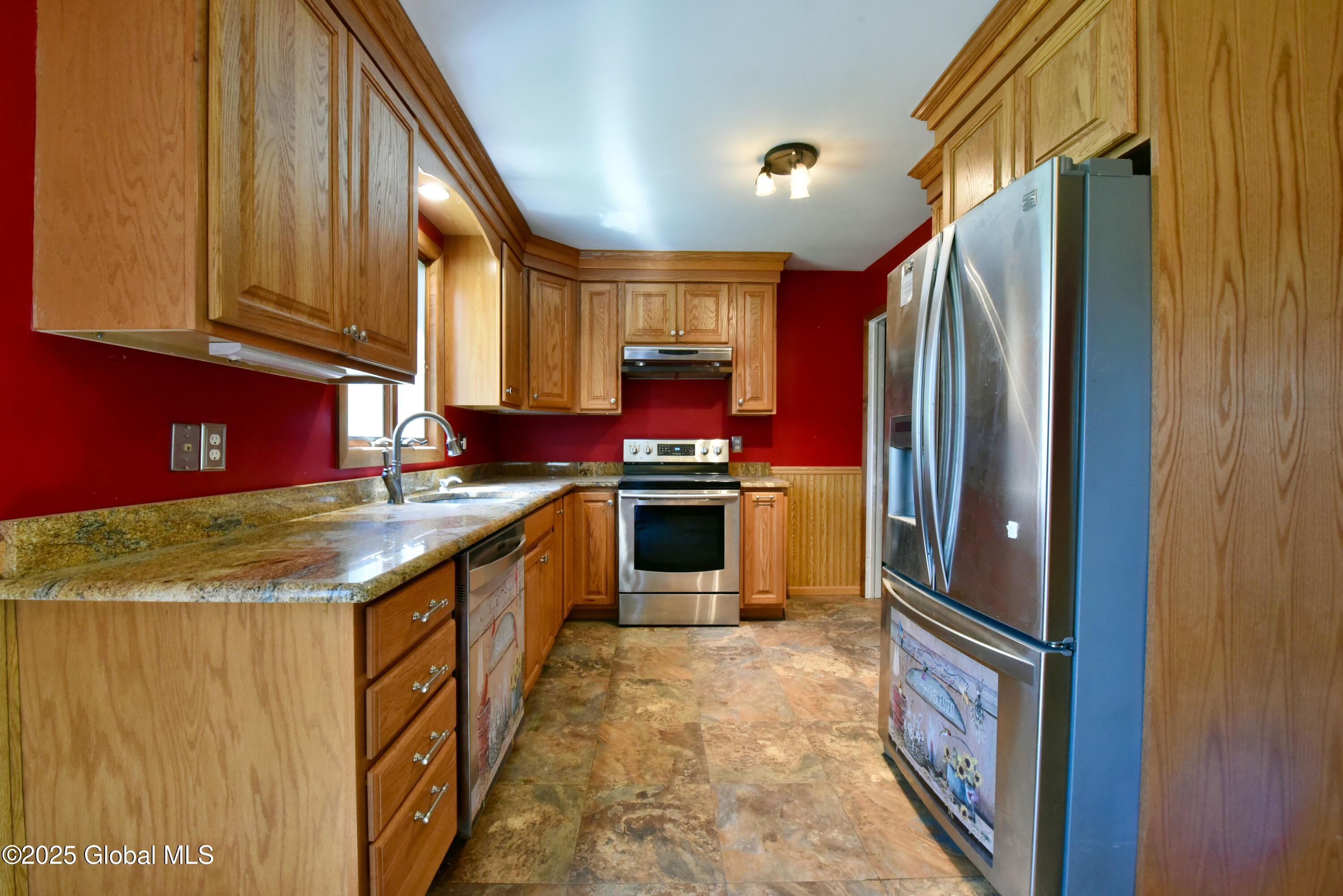 168 Birch Lane, Glenville, New York image 11