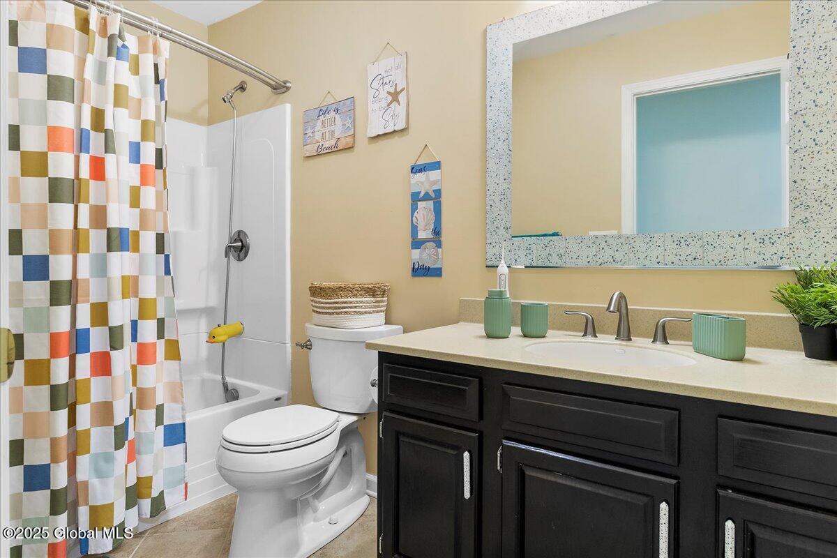 32 Kara Lane, Clifton Park, New York image 17