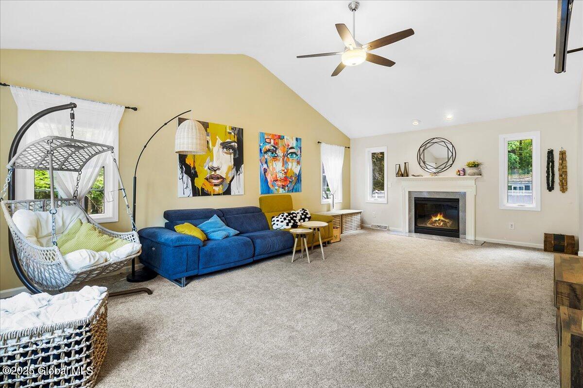 32 Kara Lane, Clifton Park, New York image 4
