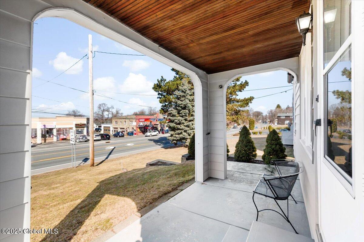 465 N Greenbush Road, Rensselaer, New York image 7