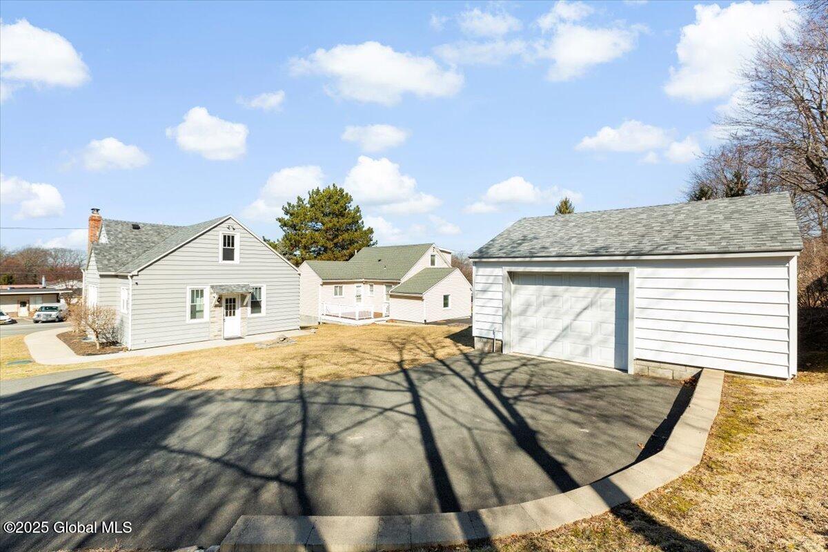 465 N Greenbush Road, Rensselaer, New York image 31