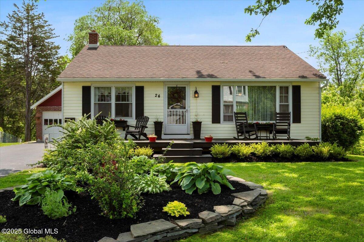 24 Sawyer Place, Albany, New York image 1