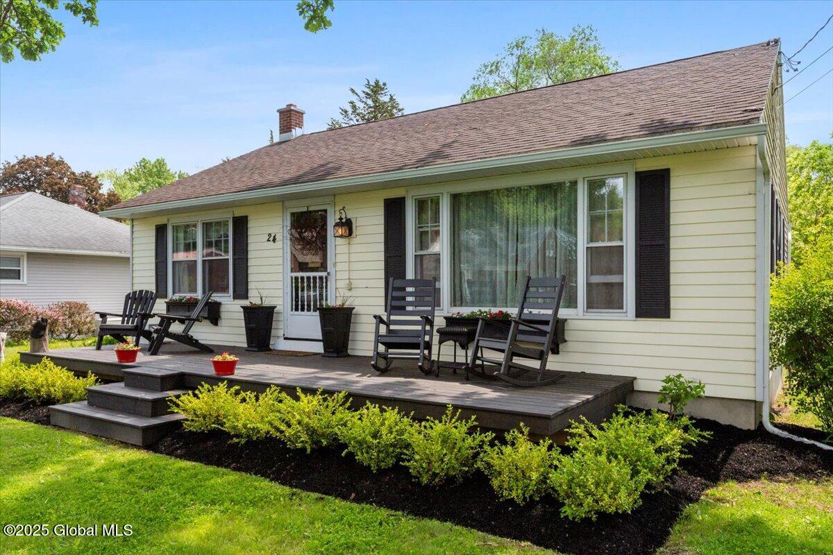 24 Sawyer Place, Albany, New York image 2