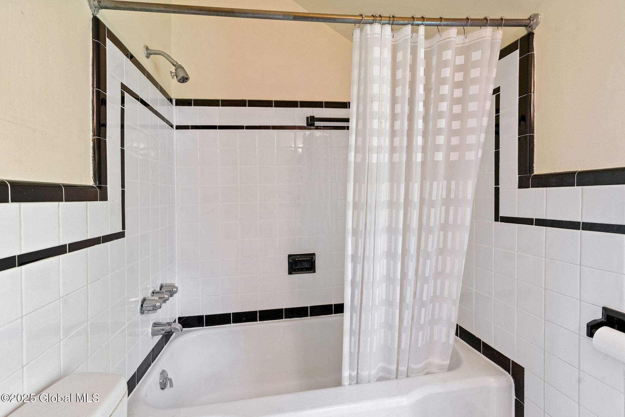 6 Mayfair Drive, Slingerlands, New York image 39