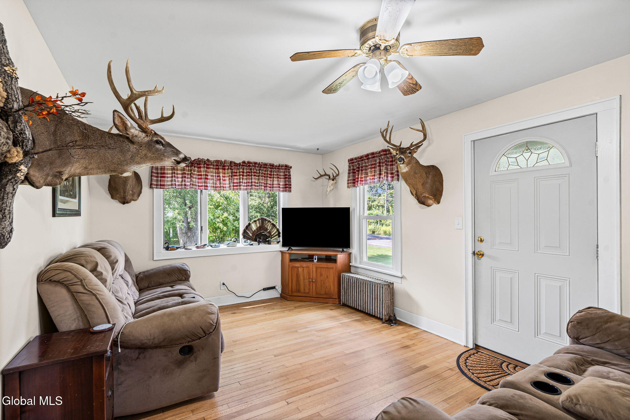 1095 Township Road