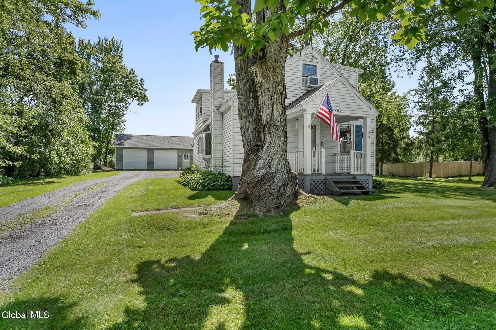 1095 Township Road