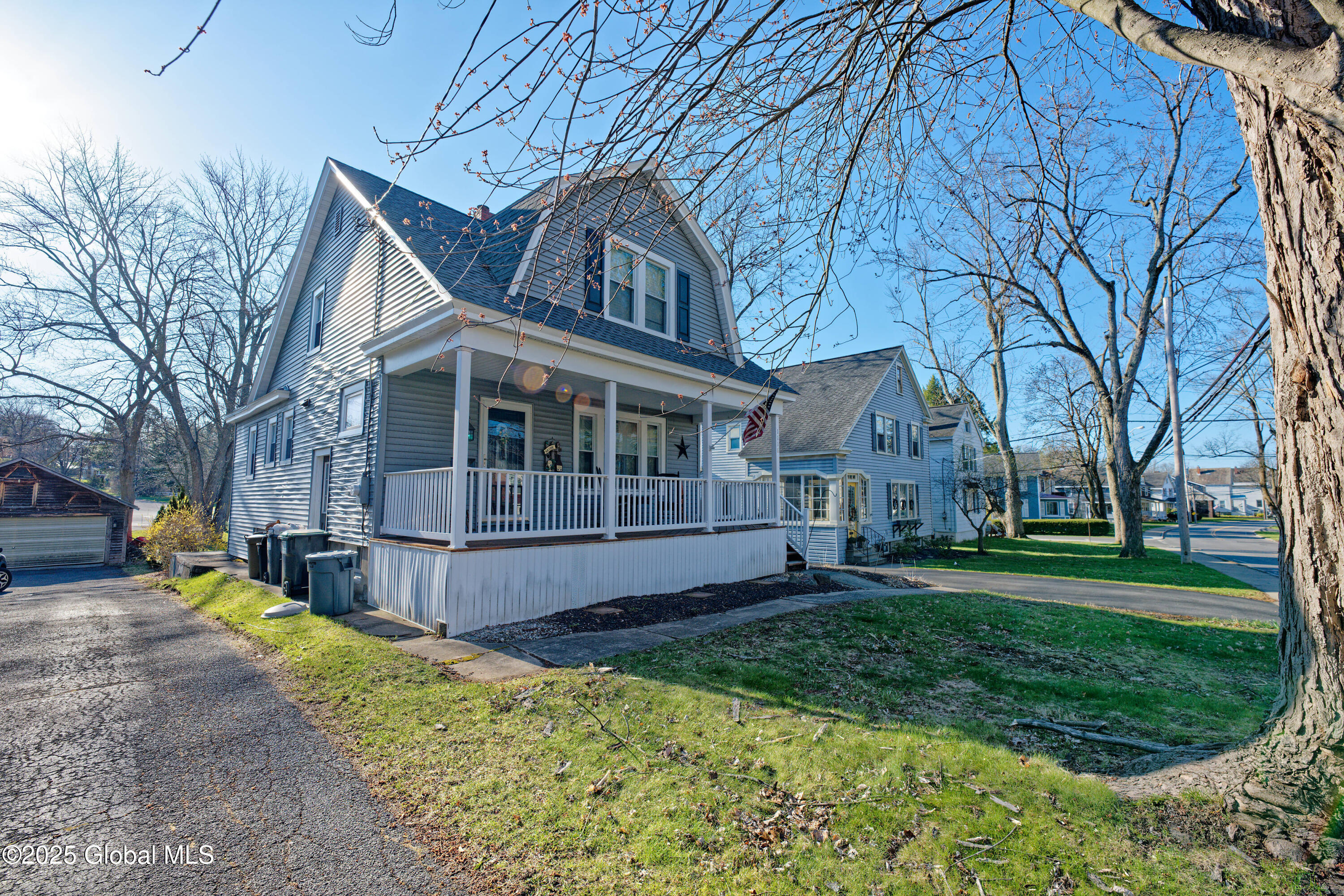 1116 Van Antwerp Road, Schenectady, New York image 2