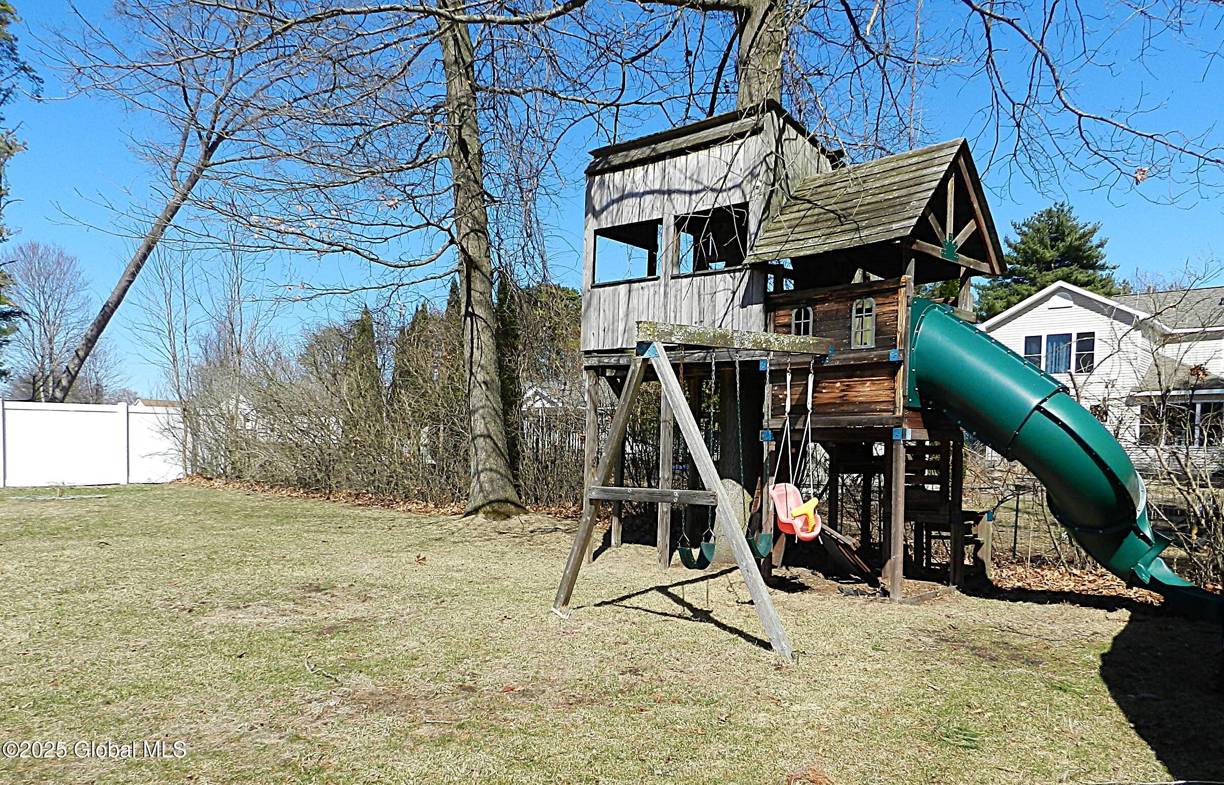 13 Pheasant Way, South Glens Falls, New York image 38
