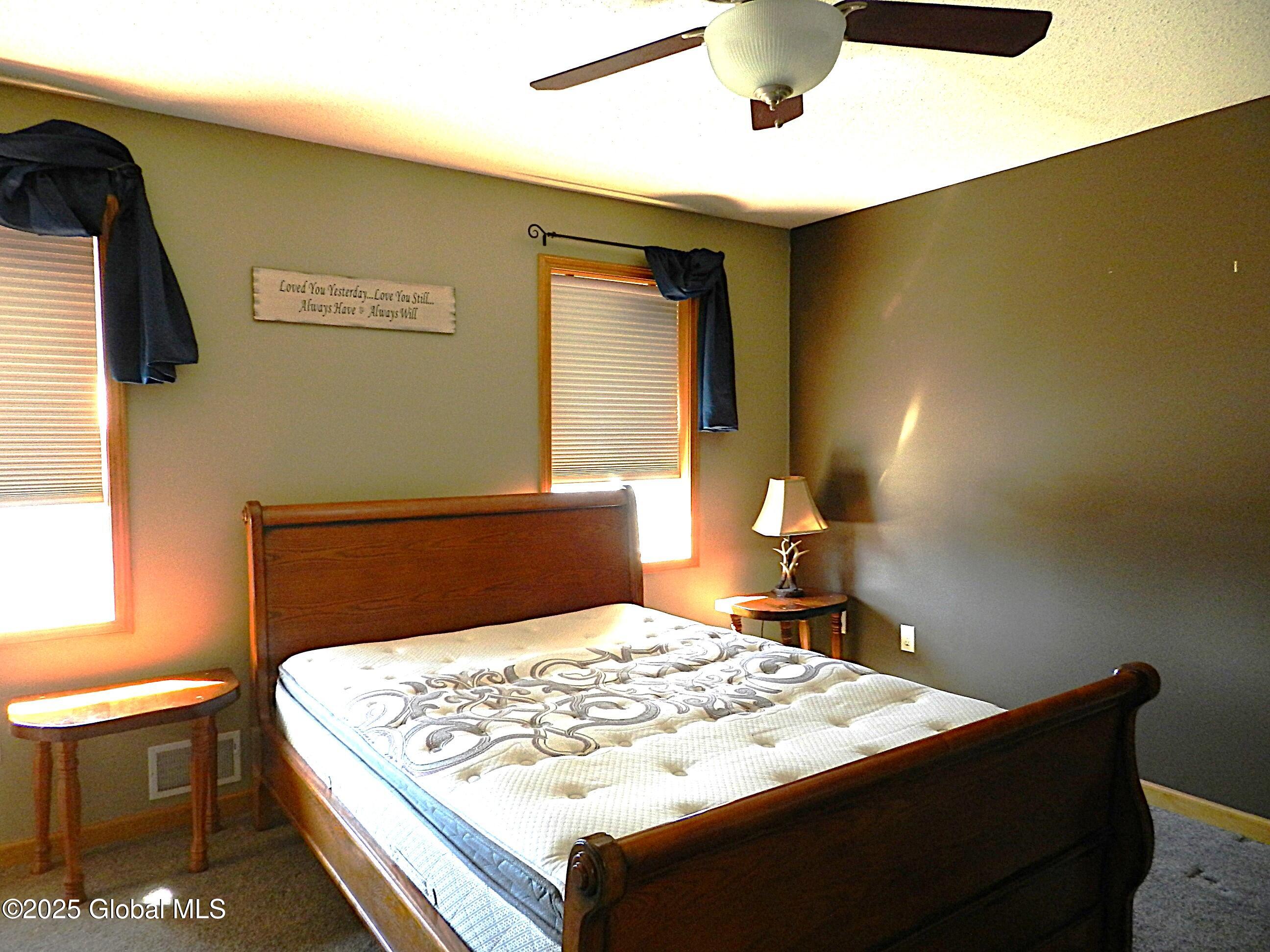 13 Pheasant Way, South Glens Falls, New York image 5