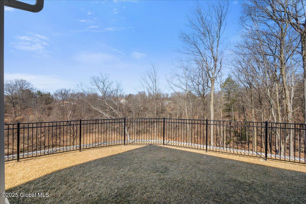 2002 Casale Court, Troy, New York image 31