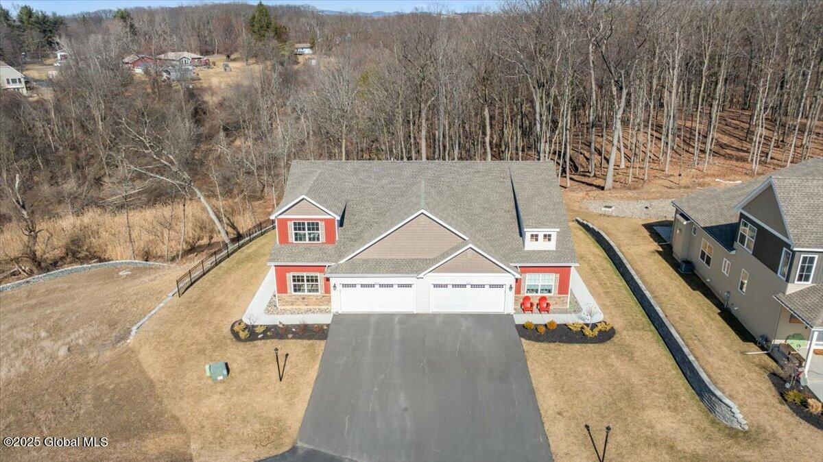 2002 Casale Court, Troy, New York image 34