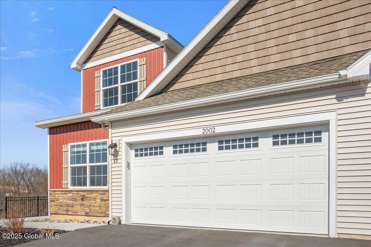 2002 Casale Court, Troy, New York image 3