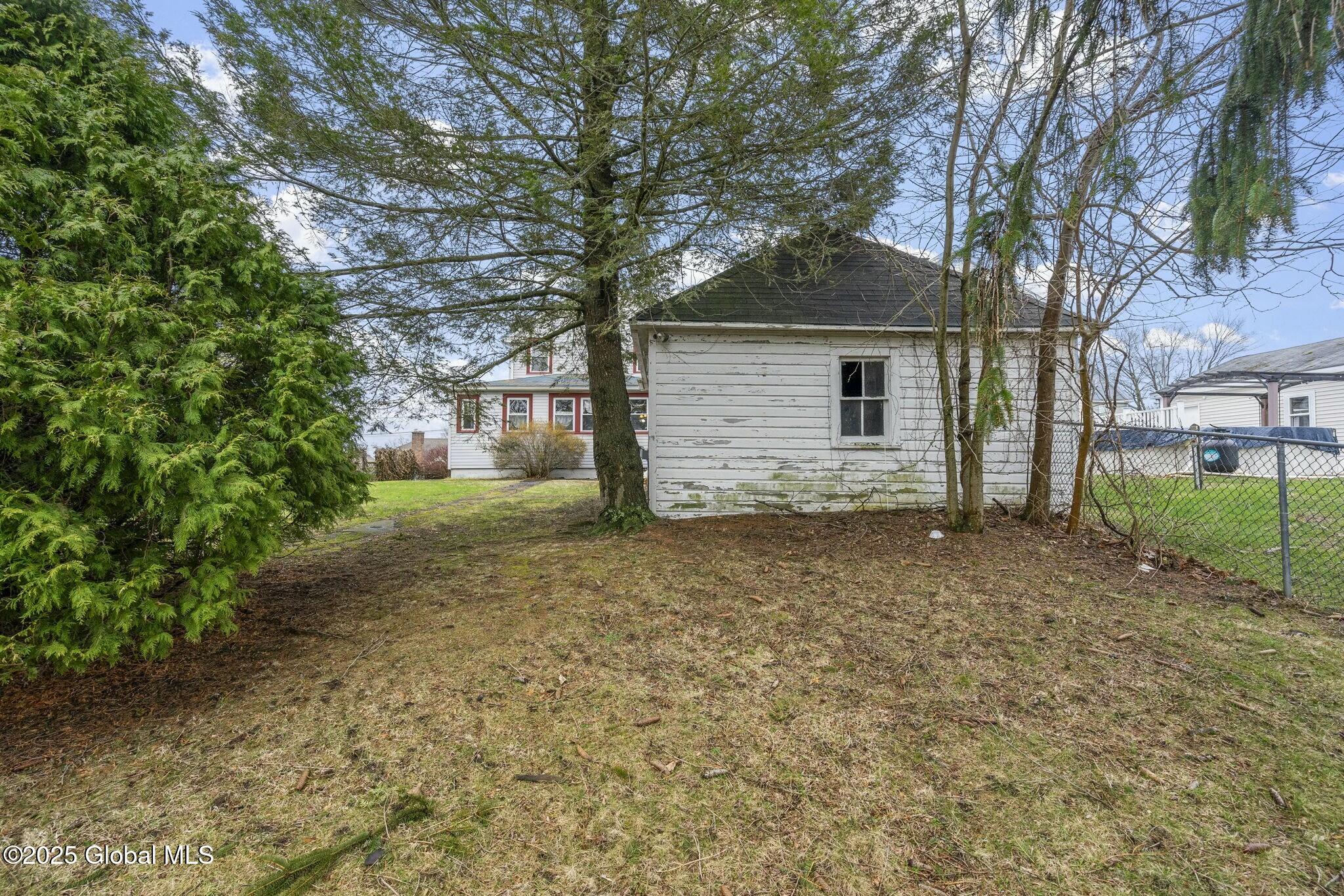 31 Taft Avenue, Latham, New York image 38