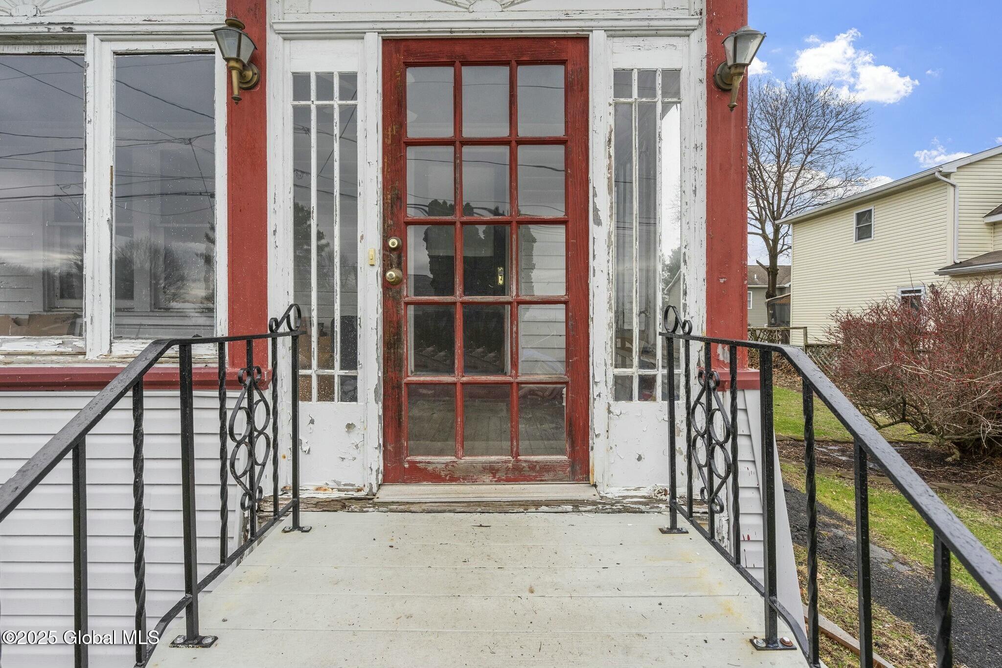 31 Taft Avenue, Latham, New York image 7