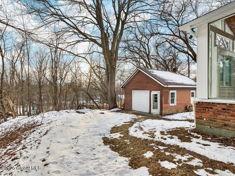 11 Maple Avenue, Slingerlands, New York image 37