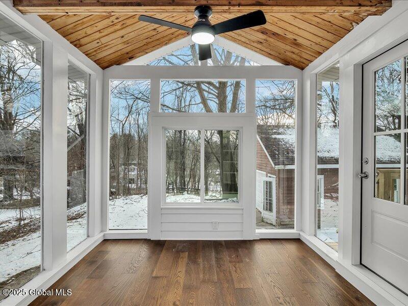 11 Maple Avenue, Slingerlands, New York image 16