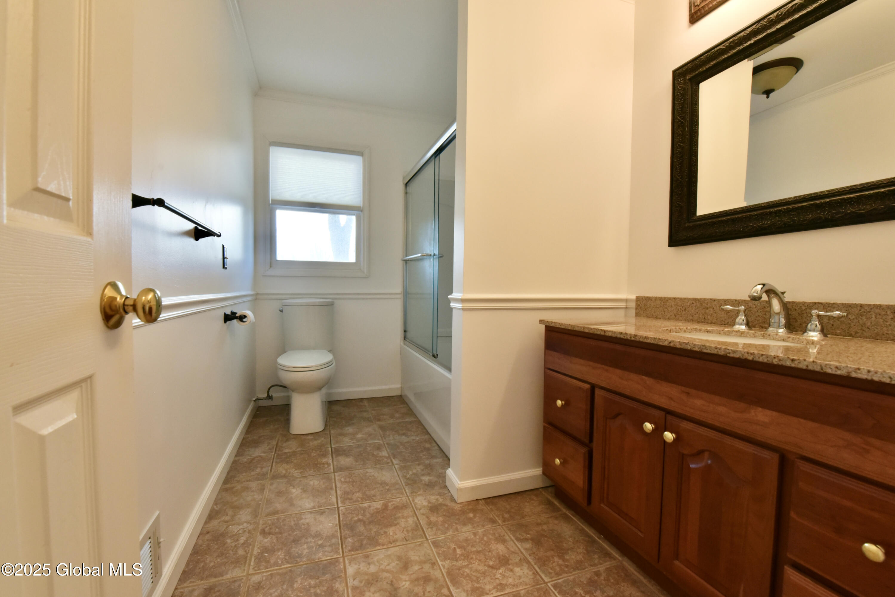 4 Southcrest Drive, Clifton Park, New York image 15